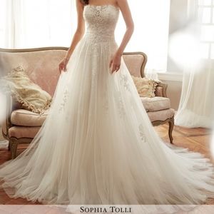 NWT! Sophia Tolli Corset Strapless Wedding Gown